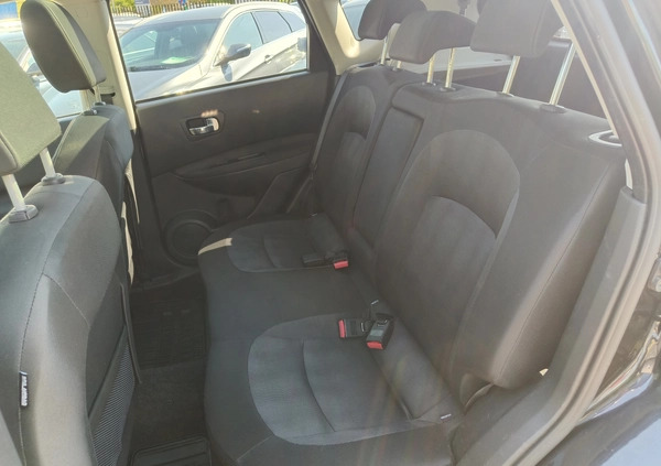 Nissan Qashqai cena 23999 przebieg: 277523, rok produkcji 2010 z Tolkmicko małe 121